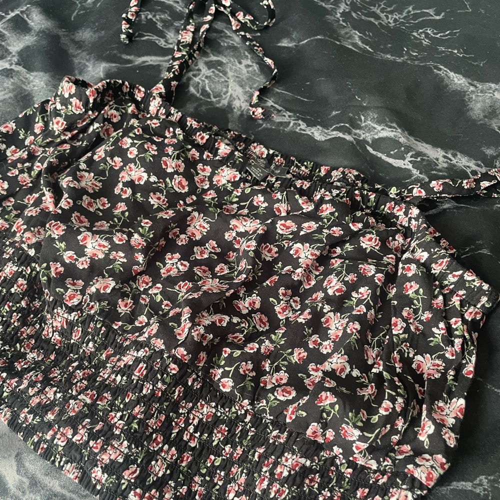 XL Lily Rose floral crop top